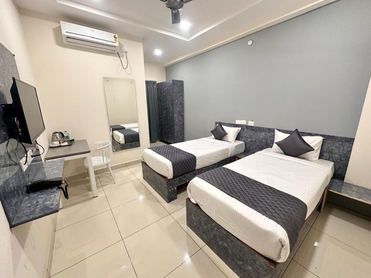 Hotel Aerotel,Hyderabad เชมชาบัด ภายนอก รูปภาพ