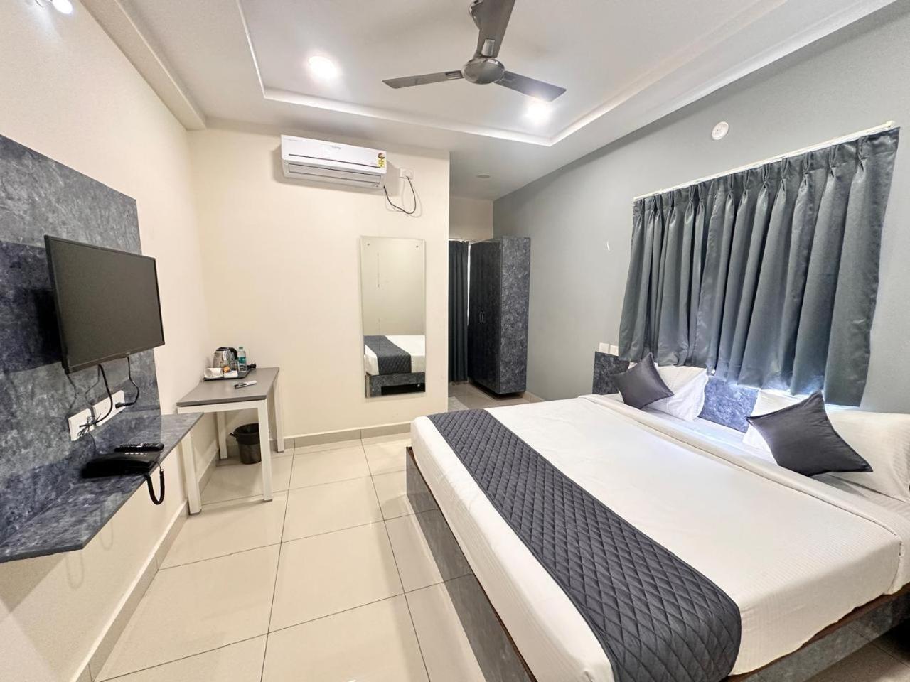 Hotel Aerotel,Hyderabad เชมชาบัด ภายนอก รูปภาพ