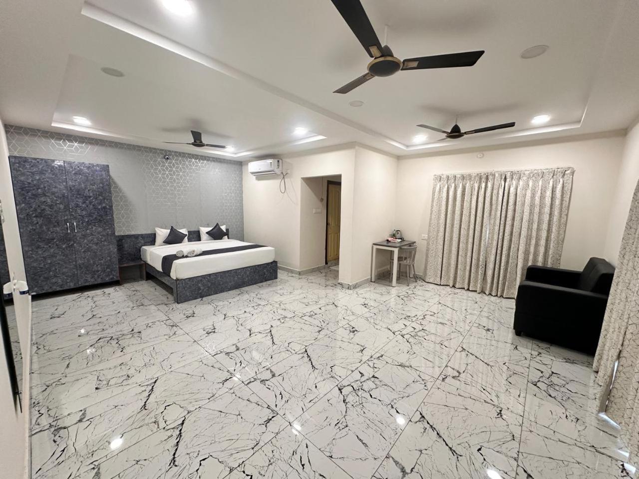 Hotel Aerotel,Hyderabad เชมชาบัด ภายนอก รูปภาพ